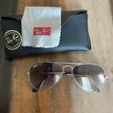 Ray-Ban Aviator Sunglasses Photo 2