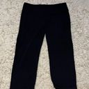 Lululemon  black cropped leggings size 10 Photo 0