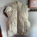 American Eagle Outfitters Puffer Vest Photo 0