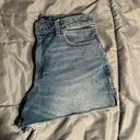 Hollister Ultra High-Rise Mom Shorts Photo 3