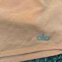 Alo Yoga Alo skort cantaloupe color size large Photo 2