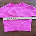 Halara  Pink Seamless Flow Raglan Short Crop Shirt Size Small Photo 3