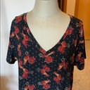 LuLaRoe  high low V neck T-shirt with roosters XL Photo 1