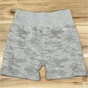AYBL Grey Camo Seamless Shorts Women’s XL Photo 1