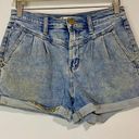 SO  Women’s High Rise Mom Shorts Denim Jean Short Light Blue Wash Size 9 Photo 0