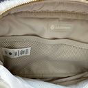 Lululemon Everywhere Fleece Belt Bag Large Photo 1