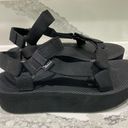 Teva  Flatform Universal Sandal Black Velcro Strap Platform sandal Vegan size 8 Photo 5