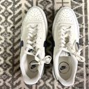 Nike Shoes Size 8 Photo 2