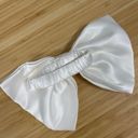 The Bar  Bows Hair Bow Accessory White Womens Photo 4