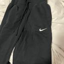 Nike Sweatpants Photo 3