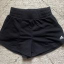 Adidas shorts Photo 0