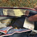 Levi’s Vintage 550 Bootcut Jeans Photo 1