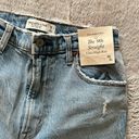 Abercrombie & Fitch 90’s Straight Ultra High Rise Jean Photo 3