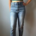 Madewell  The Perfect Vintage Crop Raw Hem Jeans Size 28 Photo 0