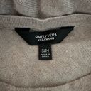 Simply Vera S/M sweater Photo 1