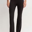 Everlane  The Performance Flare Leggings Photo 0