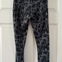 CRZ Yoga Woman’s Grey Patterned Workout Leggings - Size Small Photo 1