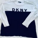 DKNY  Sweater sz M Photo 0