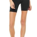 Alo Yoga Cargo Biker Shorts Photo 0