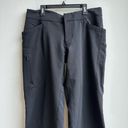 Mountain Hardwear  Black Nylon Hiking Athletic Travel Pants Size 10 Straight Leg Photo 2