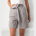 BCBGeneration  Women's High Waisted Short with Tie Belt Size S Photo 3