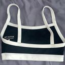 SET active Contrast Sports Bra Photo 1