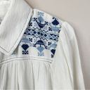 Faherty NEW  Shirt Womens M Pompano Gauze Cotton Top in Egret Embroidered Trim Photo 1