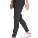 Calvin Klein Jeans NWT  Women's High-Rise Skinny Jeans size: 27 Photo 3