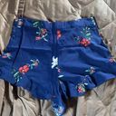 Lea & Viola NWOT - Gorgeous  Floral Short - size M Photo 6