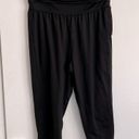 Patagonia *Like New*  Black Straight Leg Capri Pants Foldover Waist S Photo 2