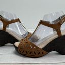 Jbu  Brown Vegan Leather Slingback T Stap Wedge Heel Size 8M Photo 2