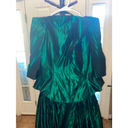 Women's 1980’s taffeta emerald green Dress/jacket size 6/8 Photo 6