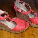 Jack Rogers  Medallion T-Strap Wedge in Coral size 10 Photo 0