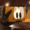 Disney   Pluto Wallet Photo 0