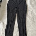 Lululemon Base Pace High-Rise Running Tight 25” Photo 2