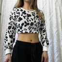 H&M white black cheetah print long sleeve crop top Photo 1