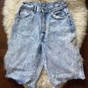 Bermuda 80s Chic Acid Washed Denim  Length shorts longline denim short light wash Photo 1