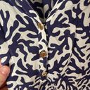 Lilly Pulitzer  navy blue coral print silk blouse M Photo 9