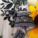 cupio  Blue and White Floral Short Sleeve Top Photo 1