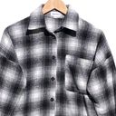 superdown  Women’s Jennie Flannel Dress Black and White Plaid Button front med. Photo 2