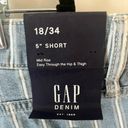 Gap 5” Shorts Photo 2