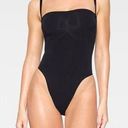 SKIMS New  seamless sculpt strapless thong bodysuit Onyx Black XXS Photo 0