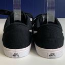 Nike SB Check Solarsoft Canvas Skate Shoes
921463-010
Women’s 7.5 Black/White Photo 6