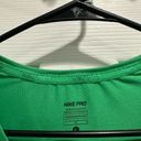 Nike  Pro Women Size Large Green DriFit Short Sleeve Activewear Tee Shirt Soft Photo 5