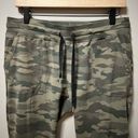 Zyia  Green Unwind Camo Joggers Womens Size Large Photo 1