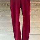 Patagonia XS  Women’s Leggings in a red‎ color. Photo 8