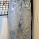 American Eagle  highest rise 90s boyfriend light wash jeans — size 4 Photo 0