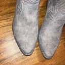 Arizona Jeans New gray women’s size 8 ankle cowboy boots Photo 6