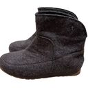 Harper EMU  boots womens Australian wool gray ankle booties Size 8 Photo 2