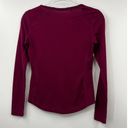 Mountain Hardwear  Women's Lightweight Henley Top Long Sleeve Burgundy Size XS Photo 4